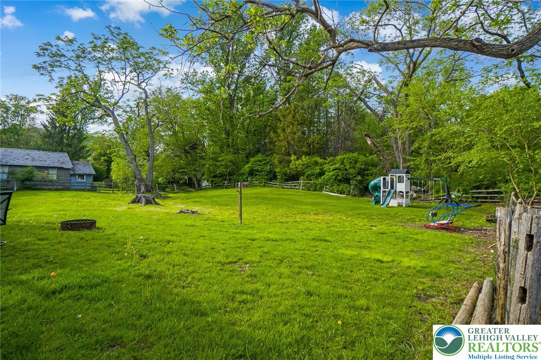 707 Alpha Road Wind Gap, PA 18091 - Photo 32 of 35 Gallery Image 32