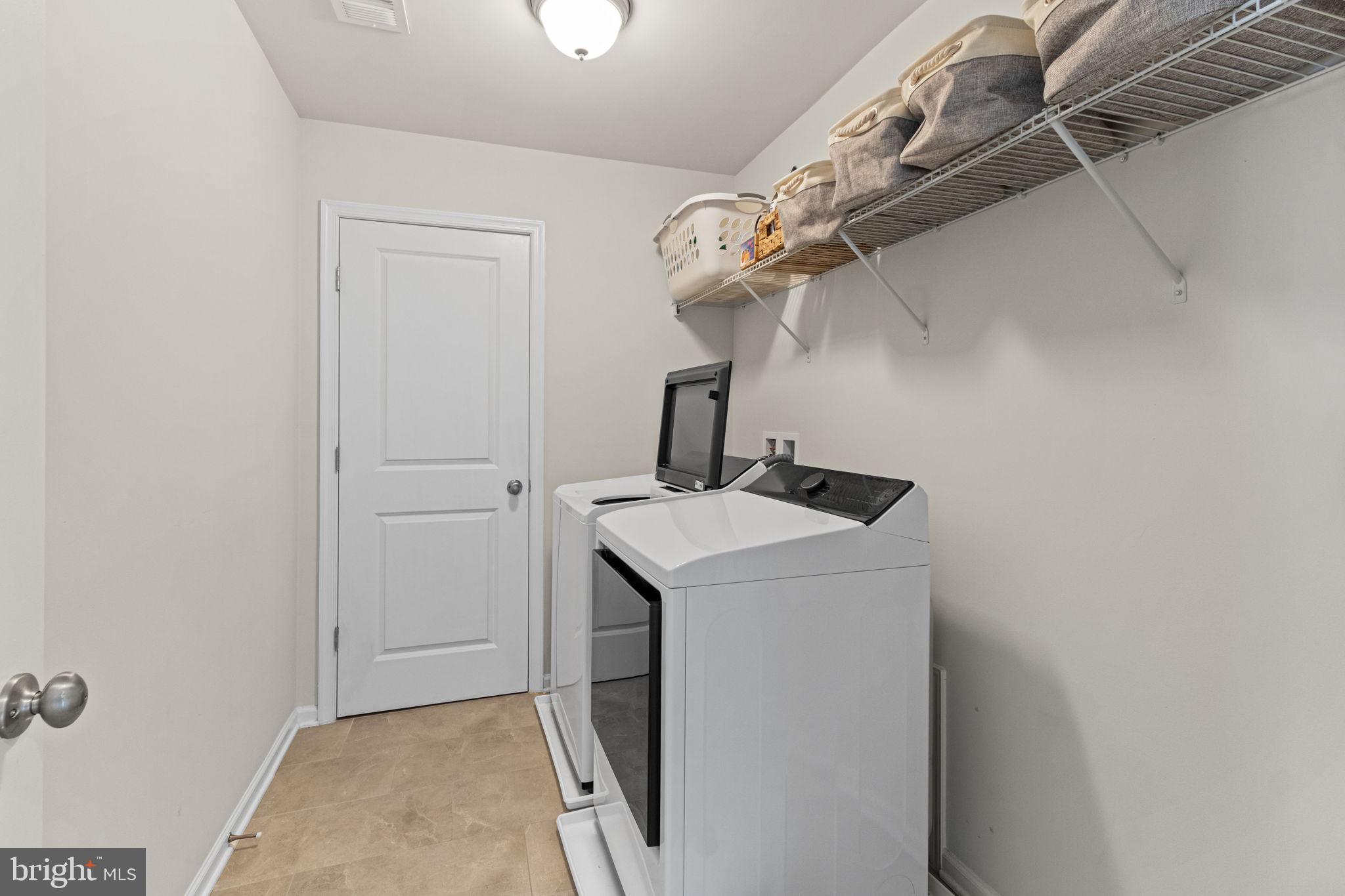 995 Aspen Road Stafford, VA 22554 - Photo 27 of 39 Everyday routines feel easier with upper laundry