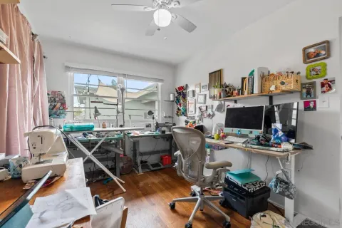 $1,549,000 | 4262 Santa Cruz Avenue, San Diego, CA 92107