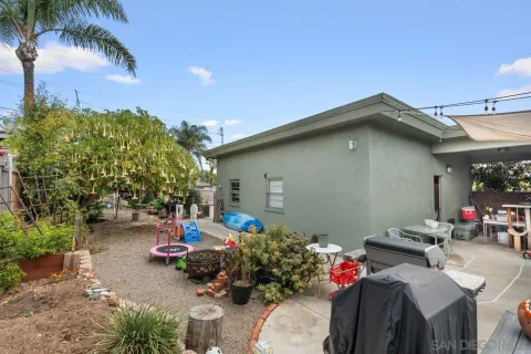 $1,549,000 | 4262 Santa Cruz Avenue, San Diego, CA 92107