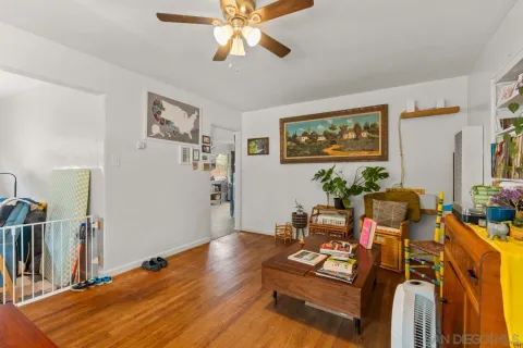$1,549,000 | 4262 Santa Cruz Avenue, San Diego, CA 92107