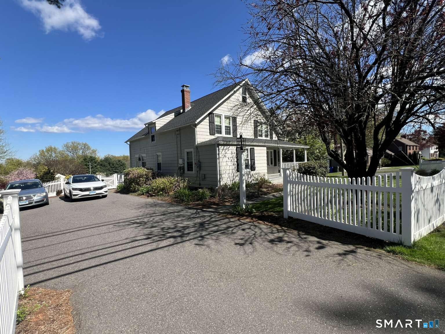 268 Ridgewood Road West Hartford, CT 06107 - Photo 5 of 17