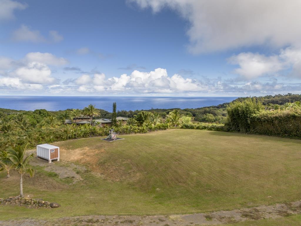 320 Hanauana Road Haiku, HI 96708 - Photo 9 of 33 a view of an ocean beach