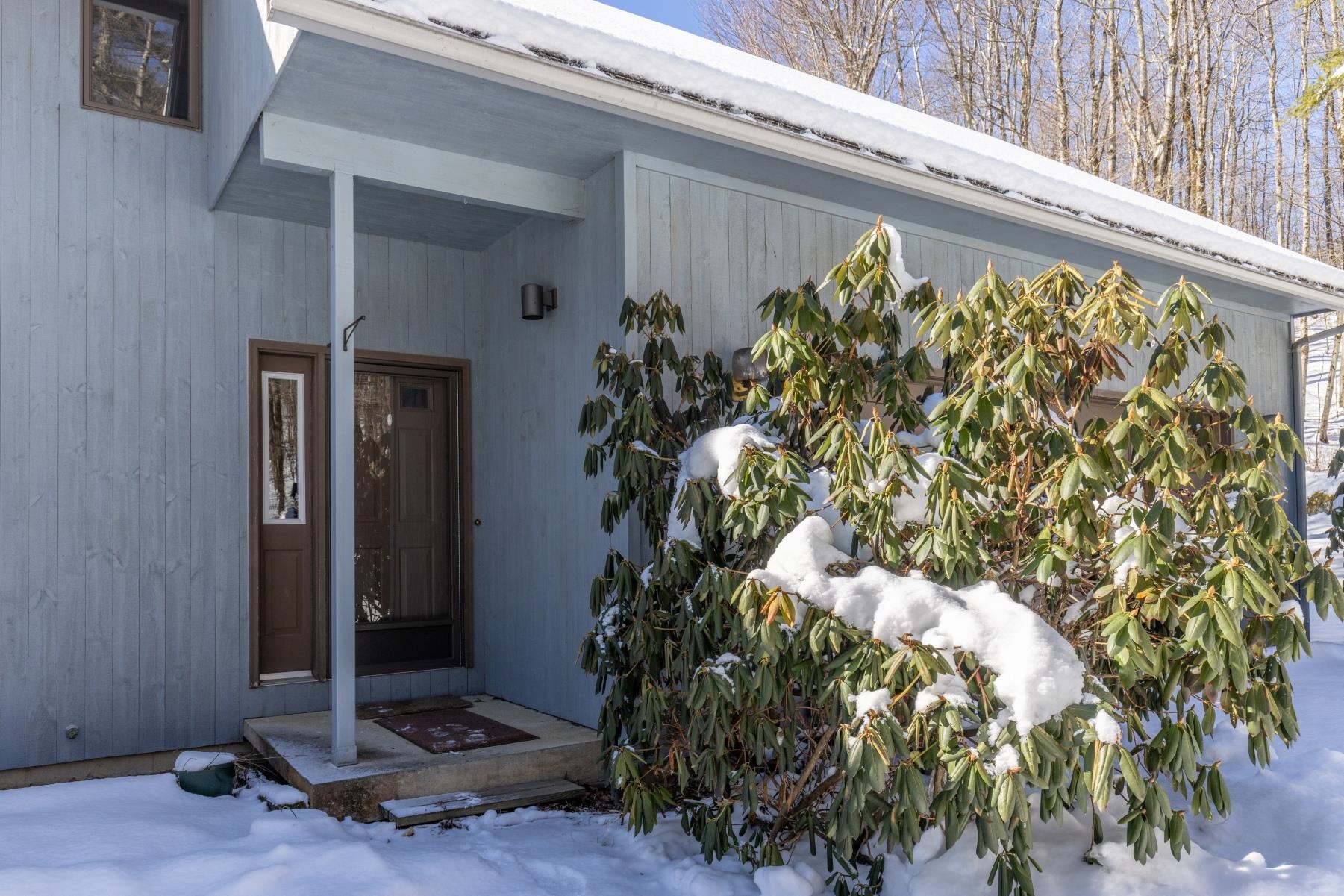 47 Mt Vista Road Underhill, VT 05489 - Photo 5 of 60