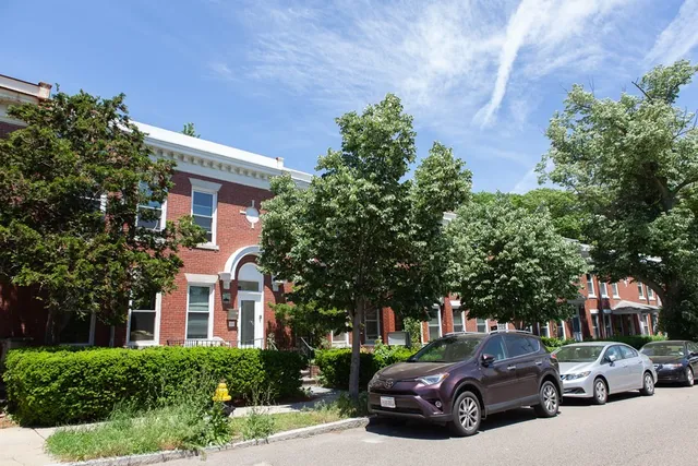 $6,895 | 1743 Commonwealth Avenue, Unit 1, Boston, MA 02135