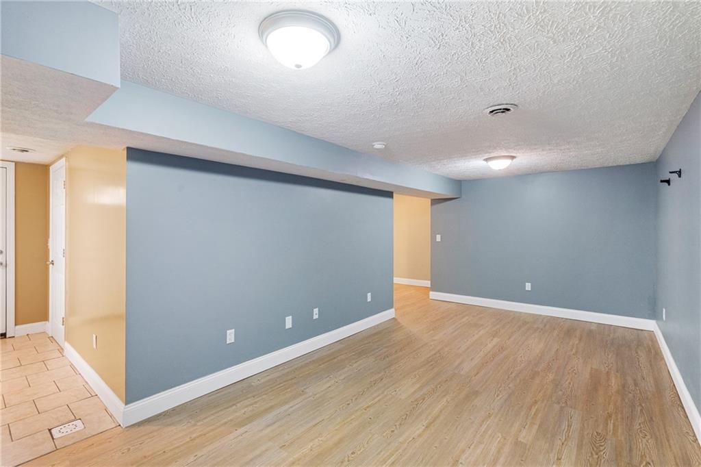 229 Miller Road Washington, PA 15301 - Photo 17 of 27