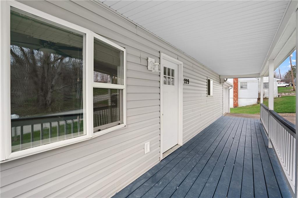 229 Miller Road Washington, PA 15301 - Photo 3 of 27