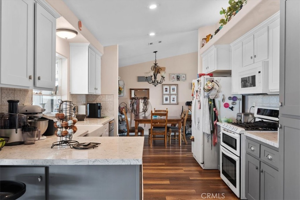 18678 Newman Avenue Riverside, CA 92508 - Photo 12 of 49 Gallery Image 12