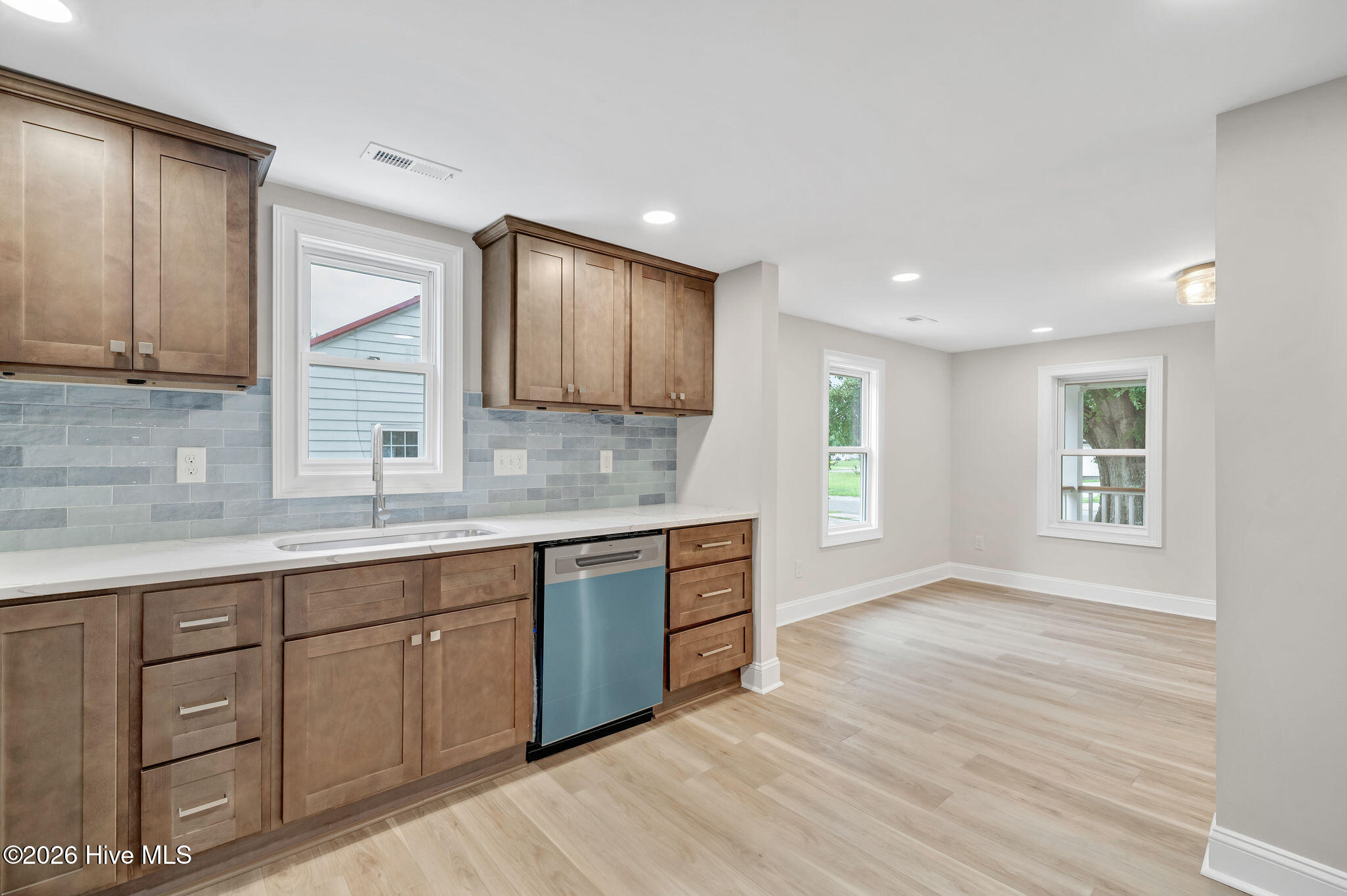 615 South Raleigh Street Wallace, NC 28466 - Photo 12 of 34 Gallery Image 12
