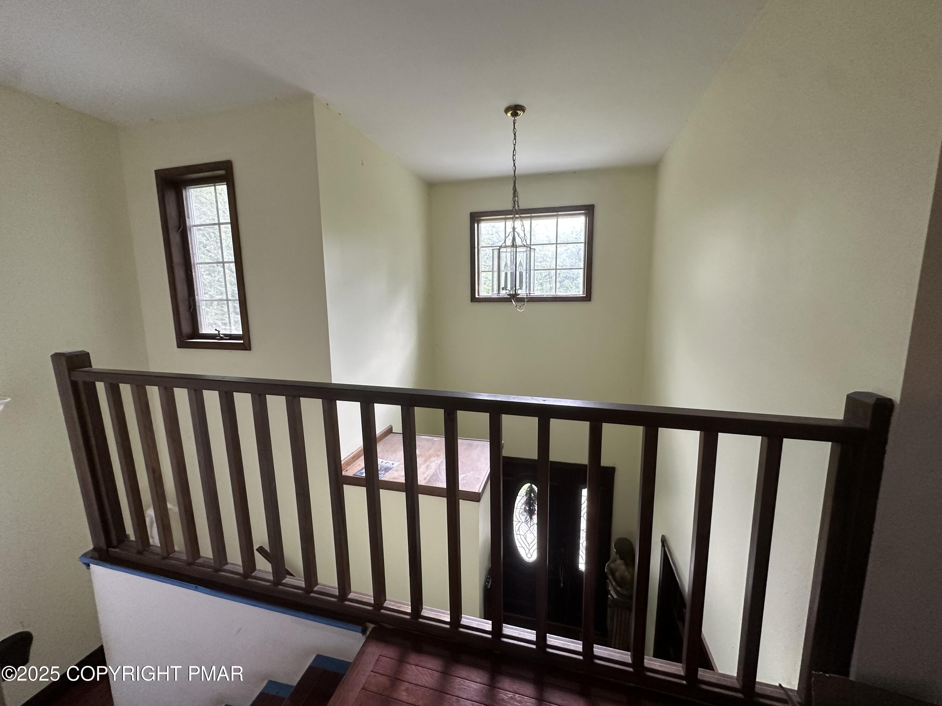 2162 Longview Drive Bushkill, PA 18324 - Photo 19 of 33 a view of entryway