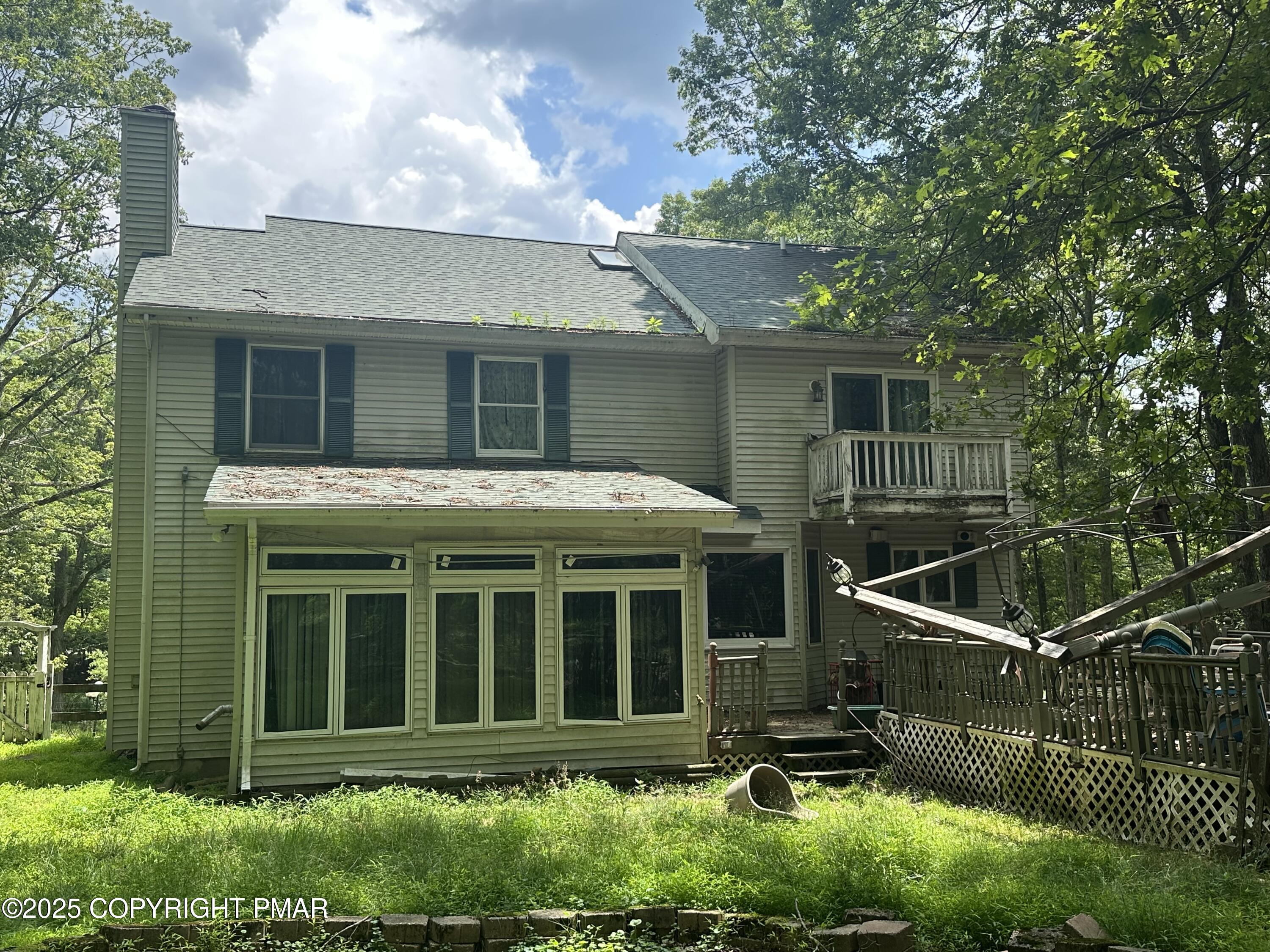 2162 Longview Drive Bushkill, PA 18324 - Photo 4 of 33 a view of a house with a yard