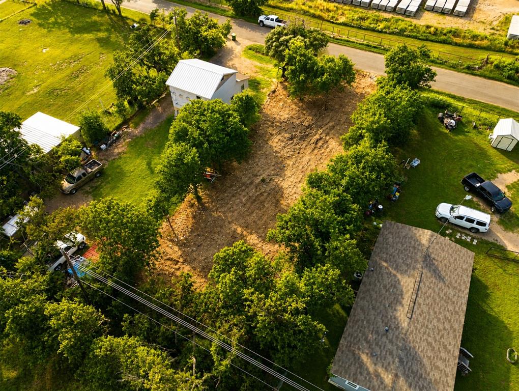 992 Lincoln City Road Waco, TX 76705 - Photo 6 of 9