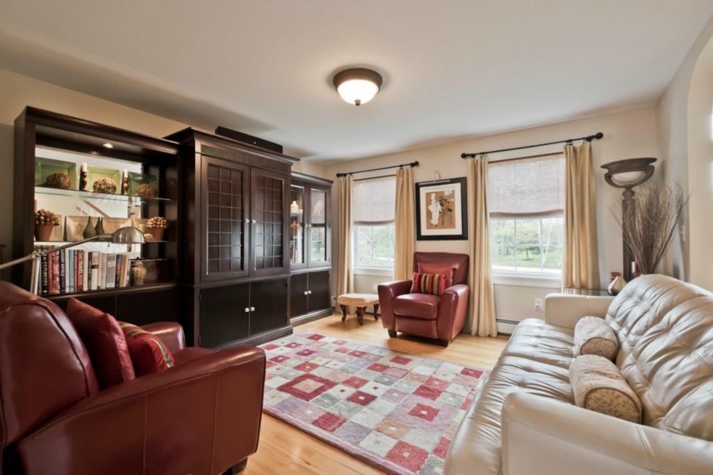 70 Winnocks Neck Road Scarborough, ME 04074 - Photo 15 of 35 Inviting Den -