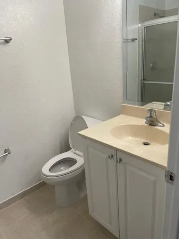 $2,000 | 4194 Napoli Lake Drive, Riviera Beach, FL 33410