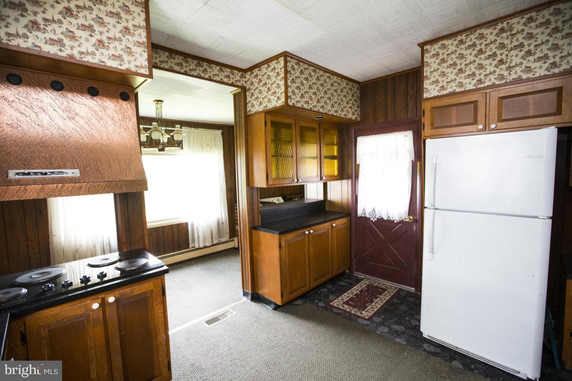 421 Jonestown Road Jonestown, PA 17038 - Photo 11 of 27 Gallery Image 11