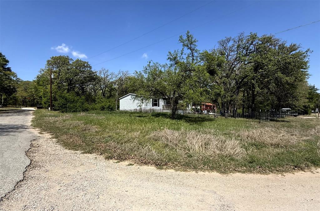 106 Summers Circle Azle, TX 76020 - Photo 1 of 20