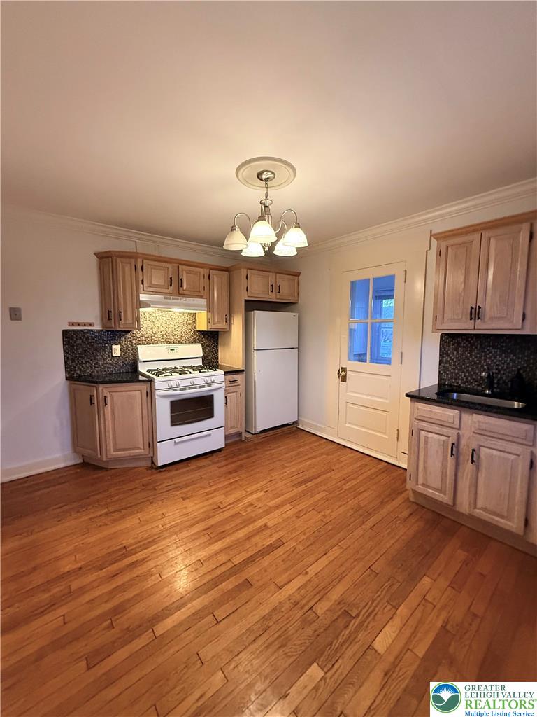 729 Spring Street, Unit 2 Bethlehem, PA 18018 - Photo 5 of 32