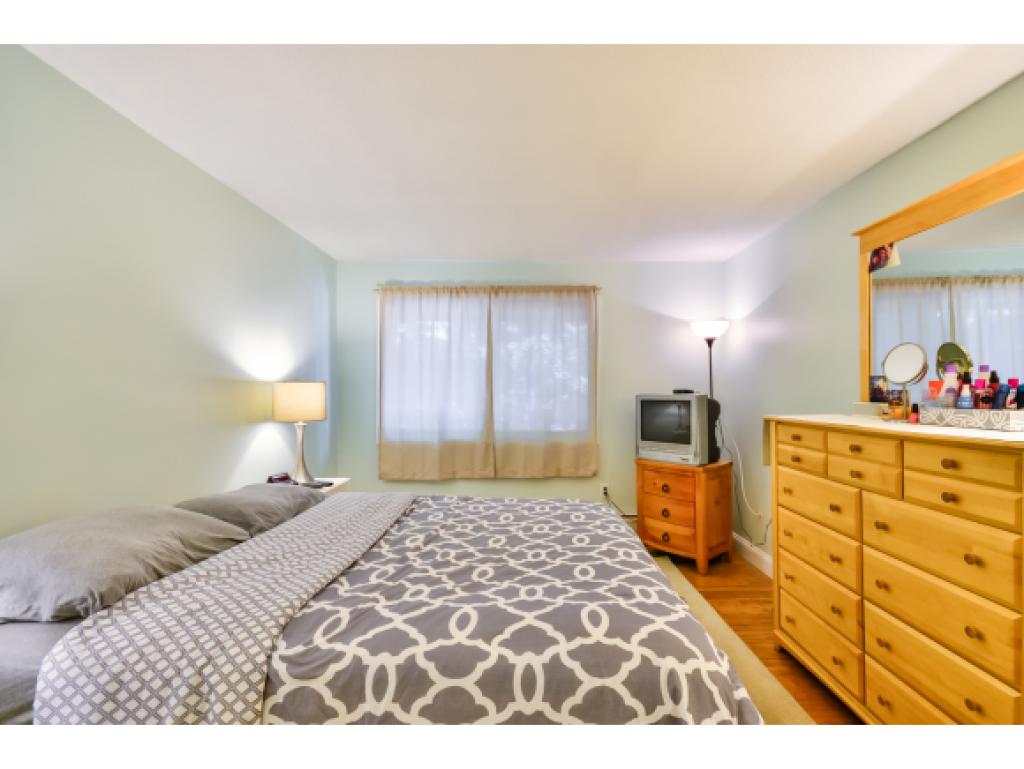 2 Strawberry Bank Road, Unit 16 Nashua, NH 03062 - Photo 14 of 35