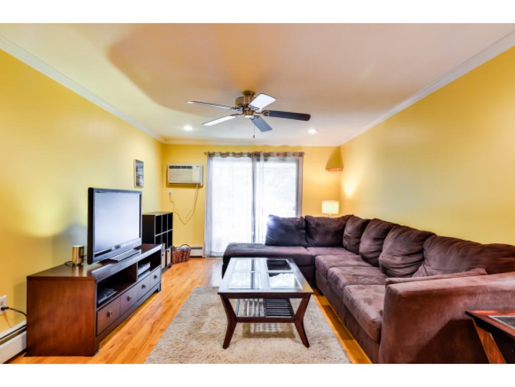 2 Strawberry Bank Road, Unit 16 Nashua, NH 03062 - Photo 9 of 35