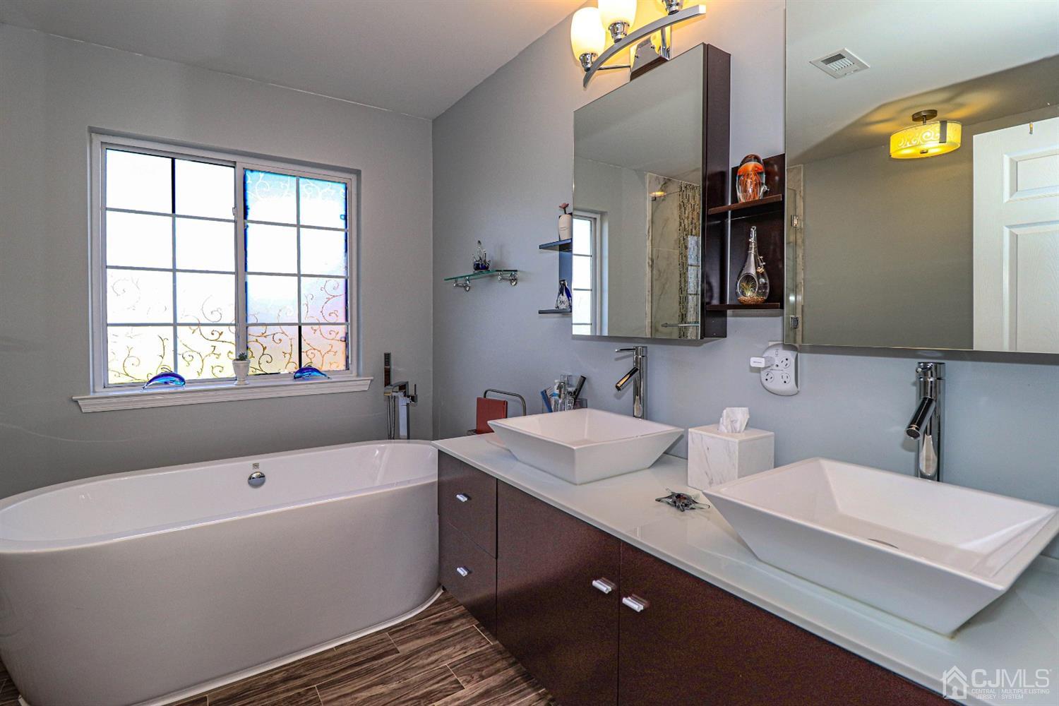 62 Ruppert Drive Somerset, NJ 08873 - Photo 17 of 26 Gallery Image 17