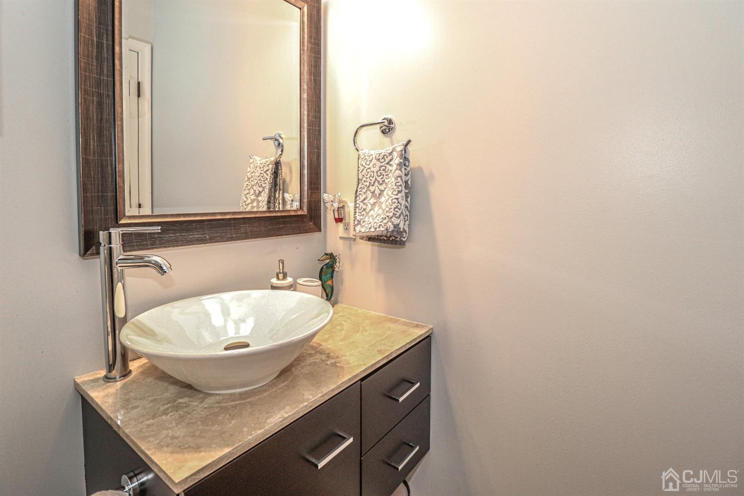62 Ruppert Drive Somerset, NJ 08873 - Photo 21 of 26 Gallery Image 21