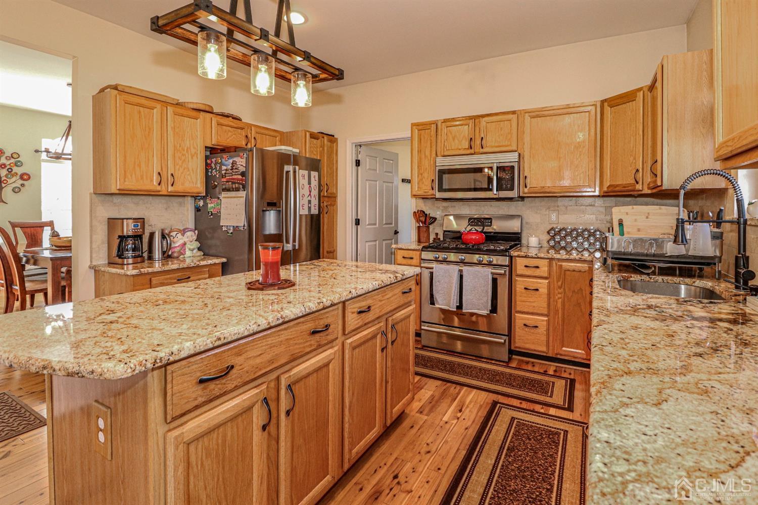 62 Ruppert Drive Somerset, NJ 08873 - Photo 10 of 26 Gallery Image 10