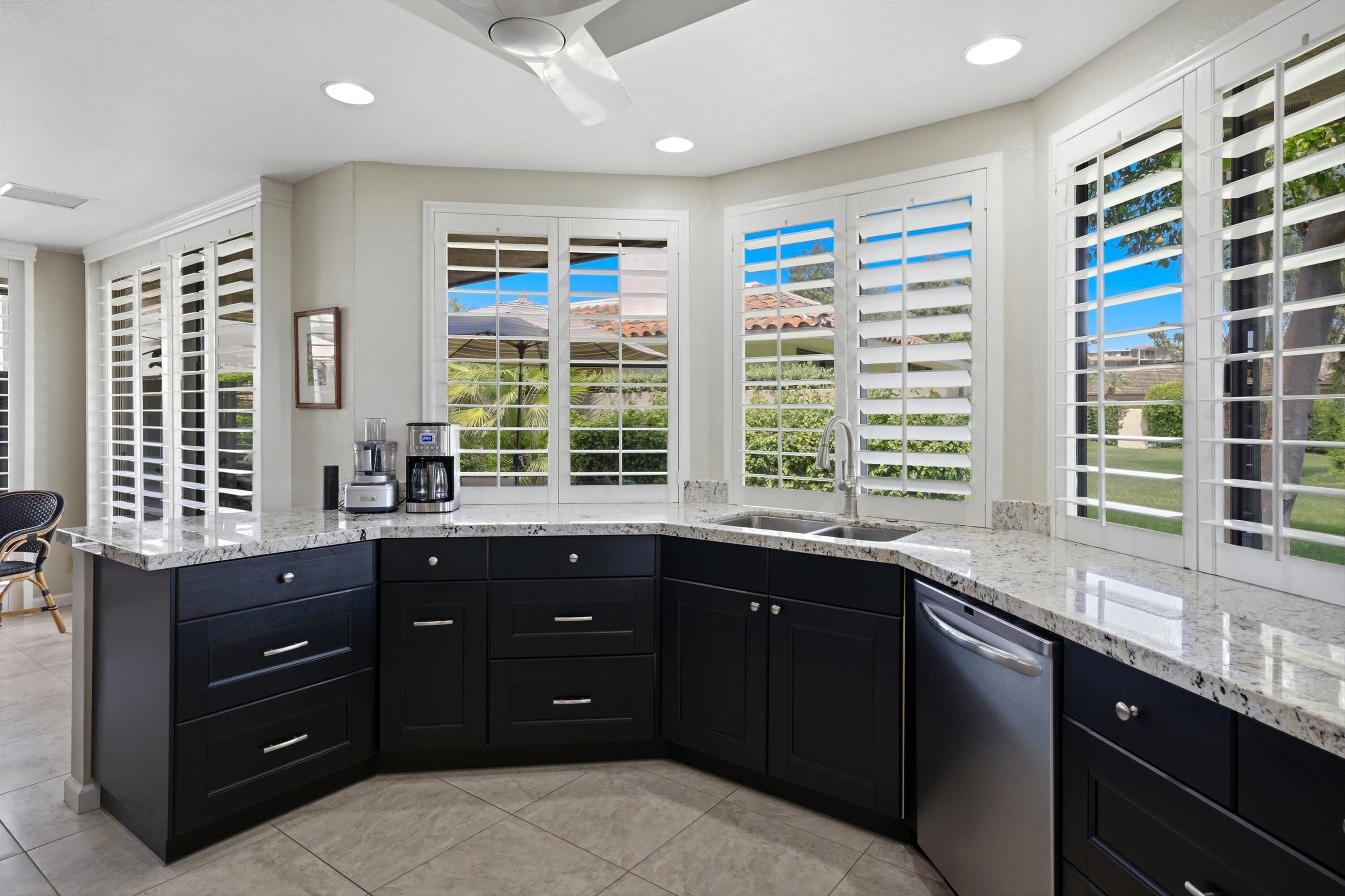 3 Seton Court Rancho Mirage, CA 92270 - Photo 3 of 44 26-Photo-26