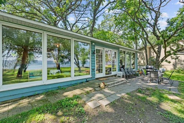 $594,000 | 29430 Lake Street, Frontenac, MN 55026