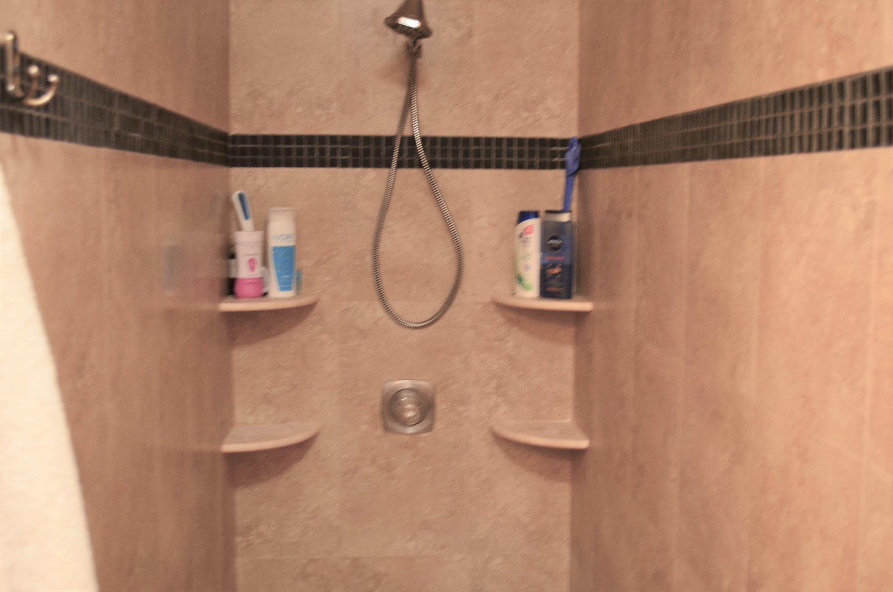 7429 San Clemente Place Boca Raton, FL 33433 - Photo 32 of 64 7429 Master bathroom (4)