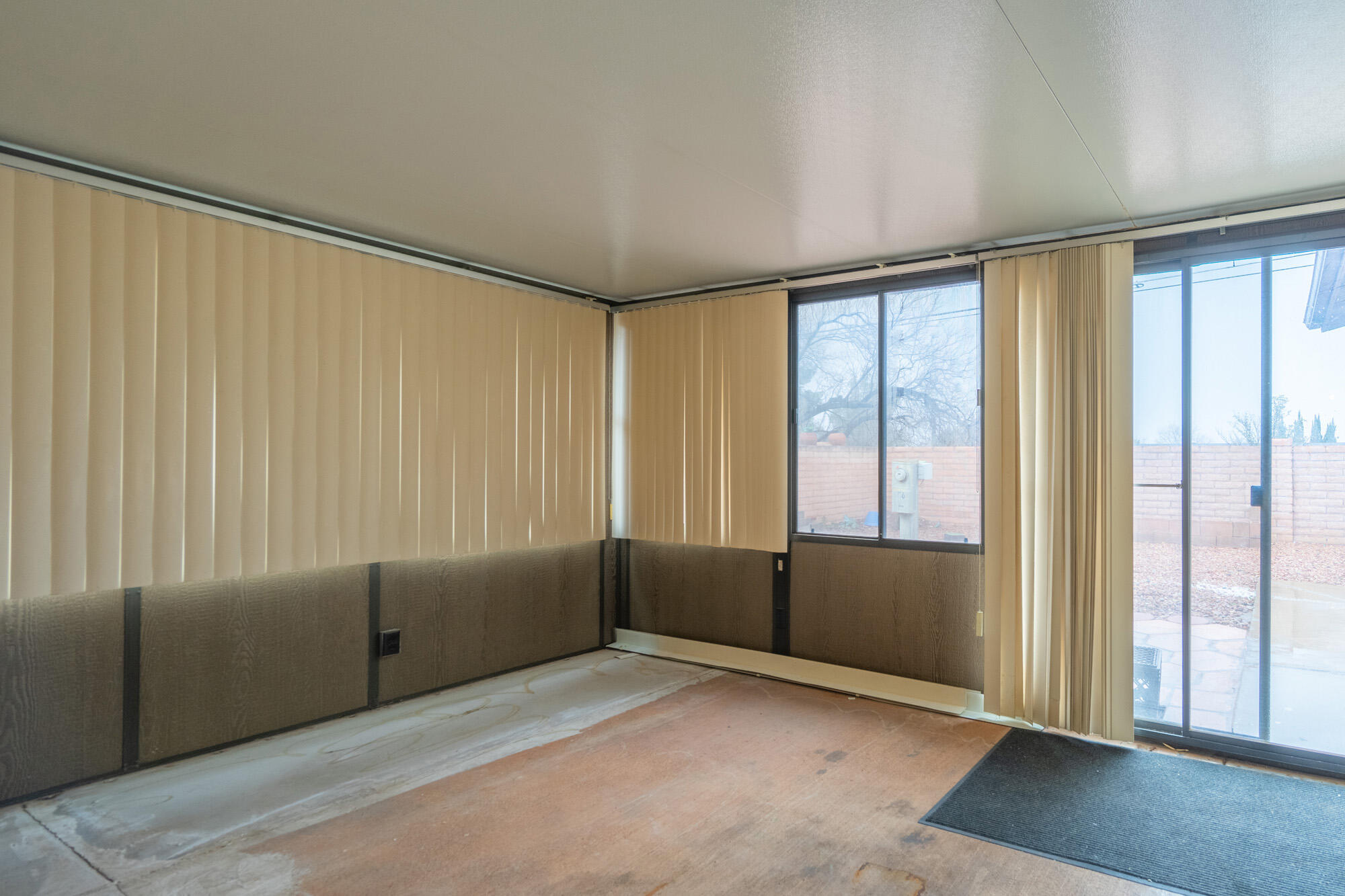 1526 North Dixie Downs Road, Unit 46 St. George, UT 84770 - Photo 64 of 81 Sun Porch w/back yard entry