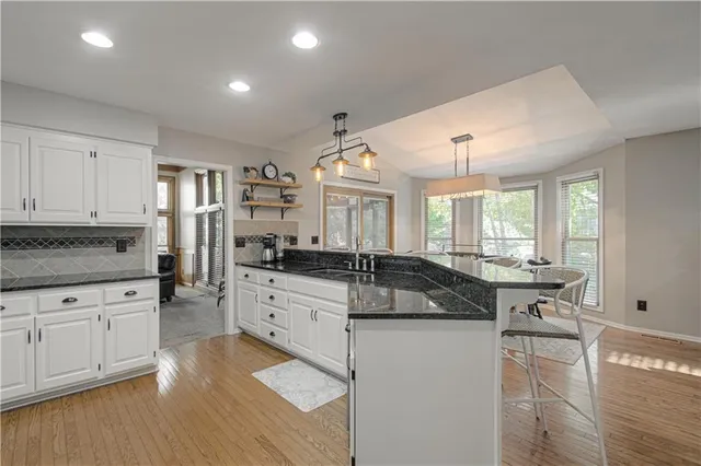 $499,900 | 15749 West 137th Street, Olathe, KS 66062