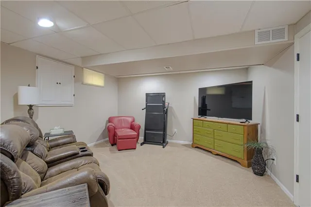 $499,900 | 15749 West 137th Street, Olathe, KS 66062