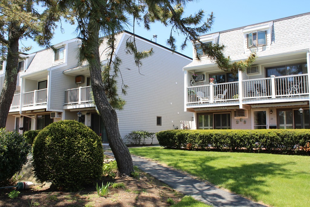 19 Atlantic Road, Unit 13 Gloucester, MA 01930 - Photo 2 of 24 Gallery Image 2