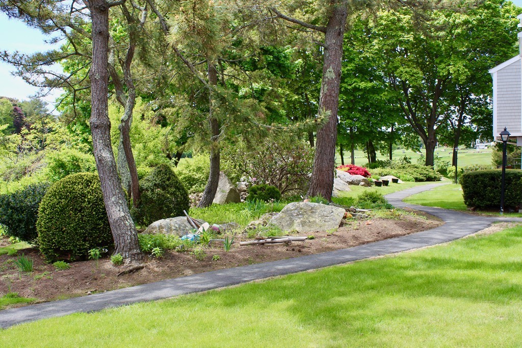 19 Atlantic Road, Unit 13 Gloucester, MA 01930 - Photo 23 of 24 Gallery Image 23