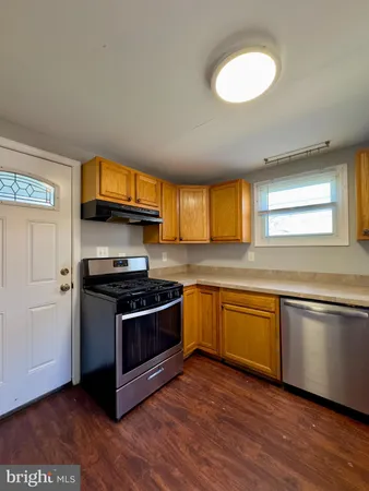$1,750 | 12 Leeway, Dundalk, MD 21222
