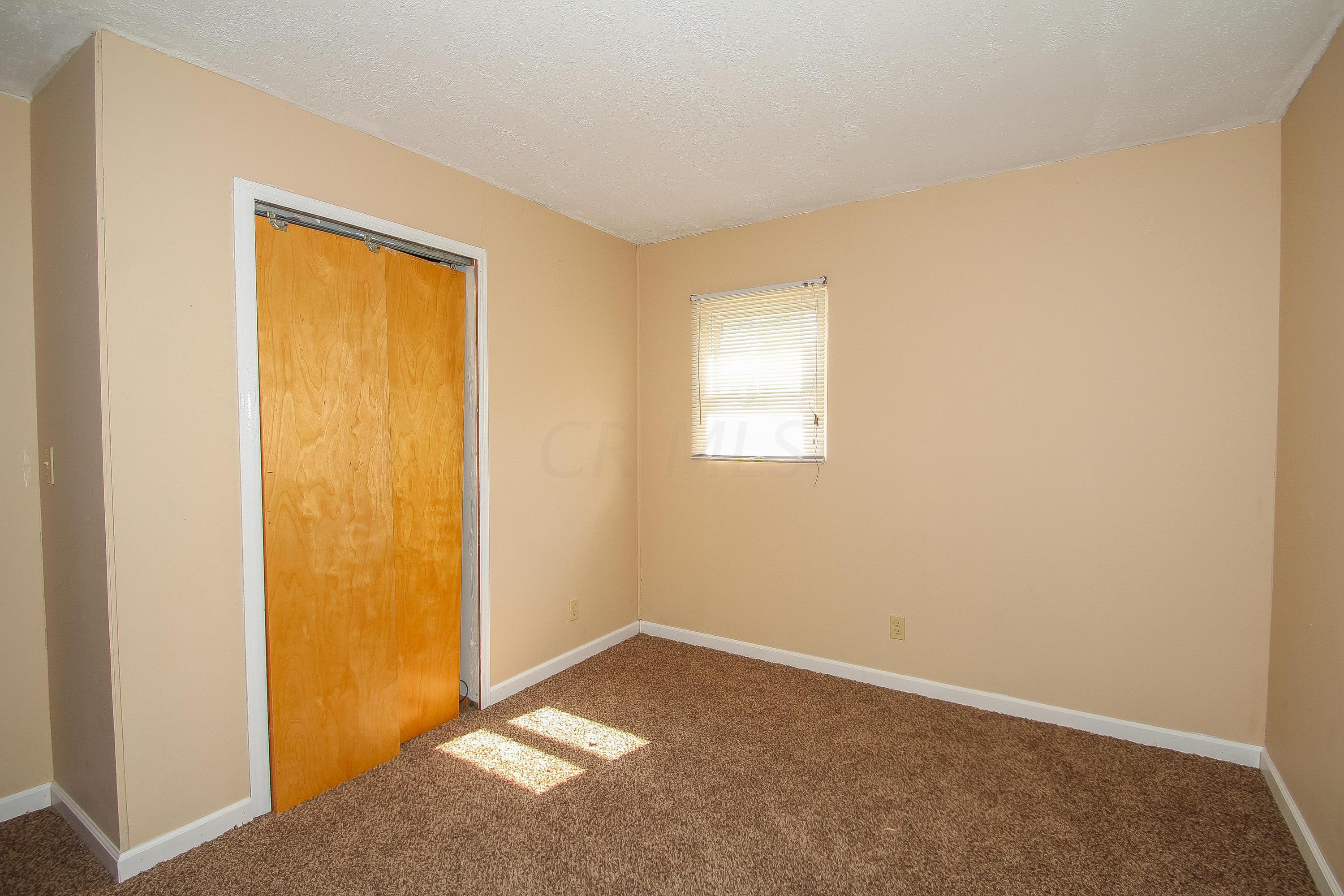 5219 Fairlane Road Columbus, OH 43207 - Photo 13 of 26 Gallery Image 13