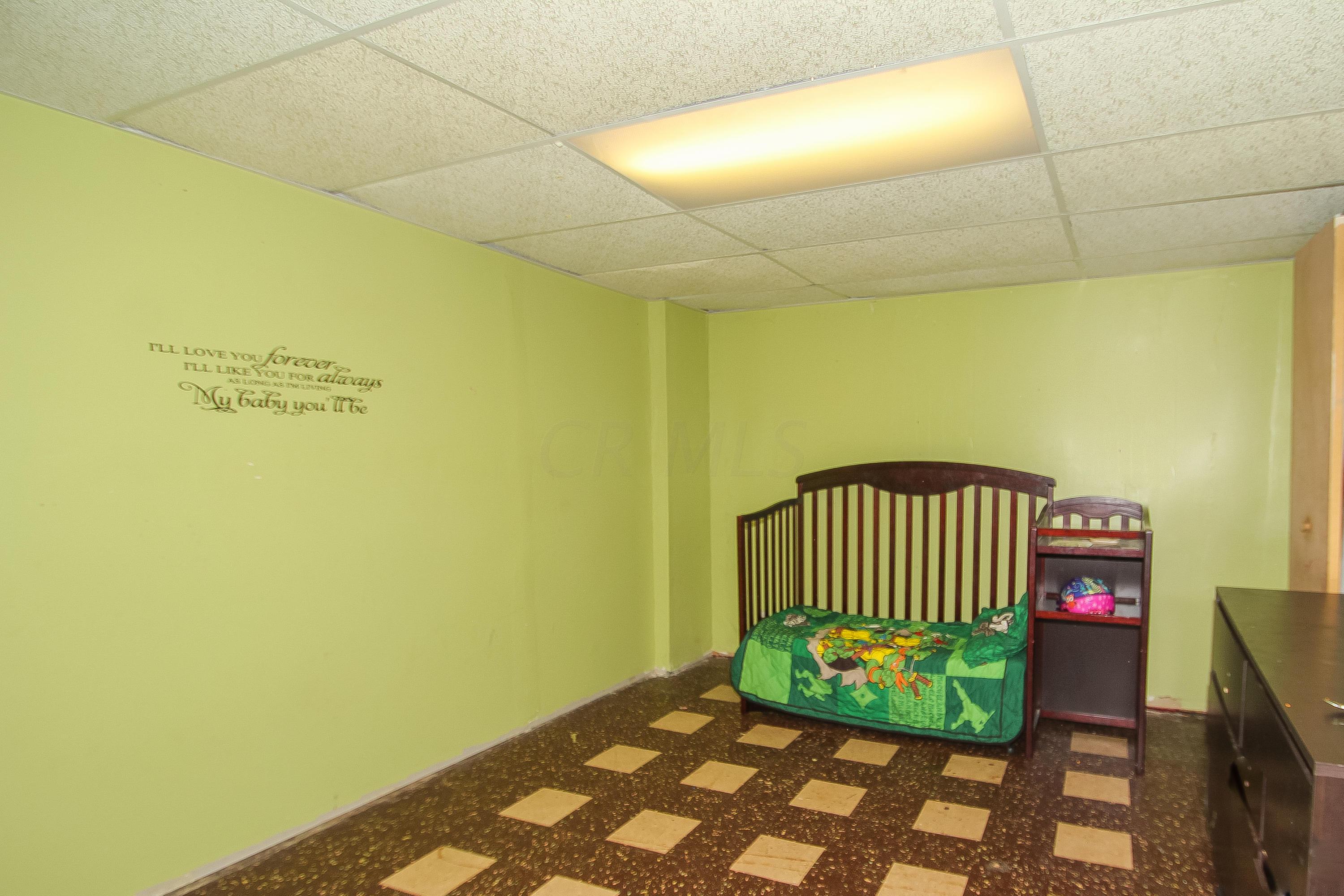 5219 Fairlane Road Columbus, OH 43207 - Photo 17 of 26 Gallery Image 17