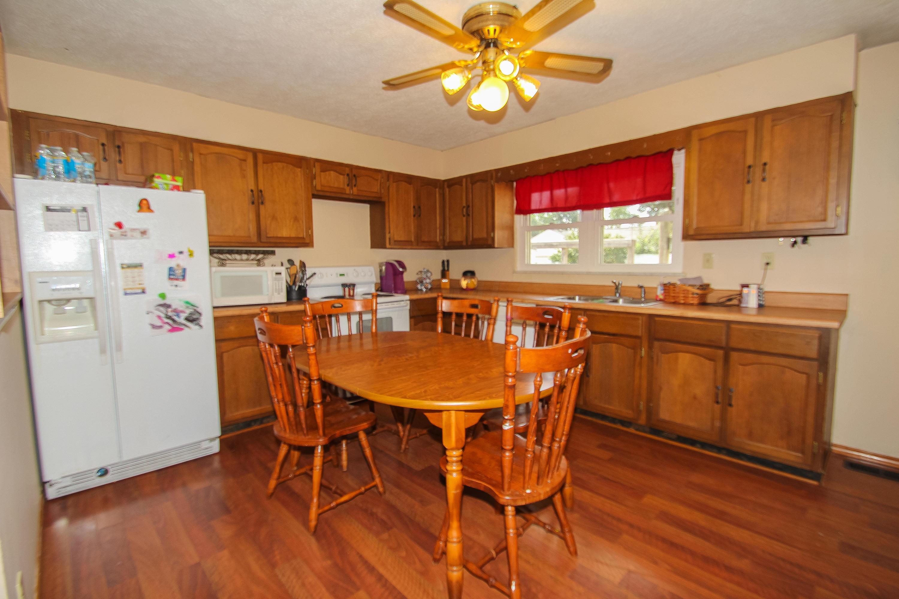 5219 Fairlane Road Columbus, OH 43207 - Photo 8 of 26 Gallery Image 8