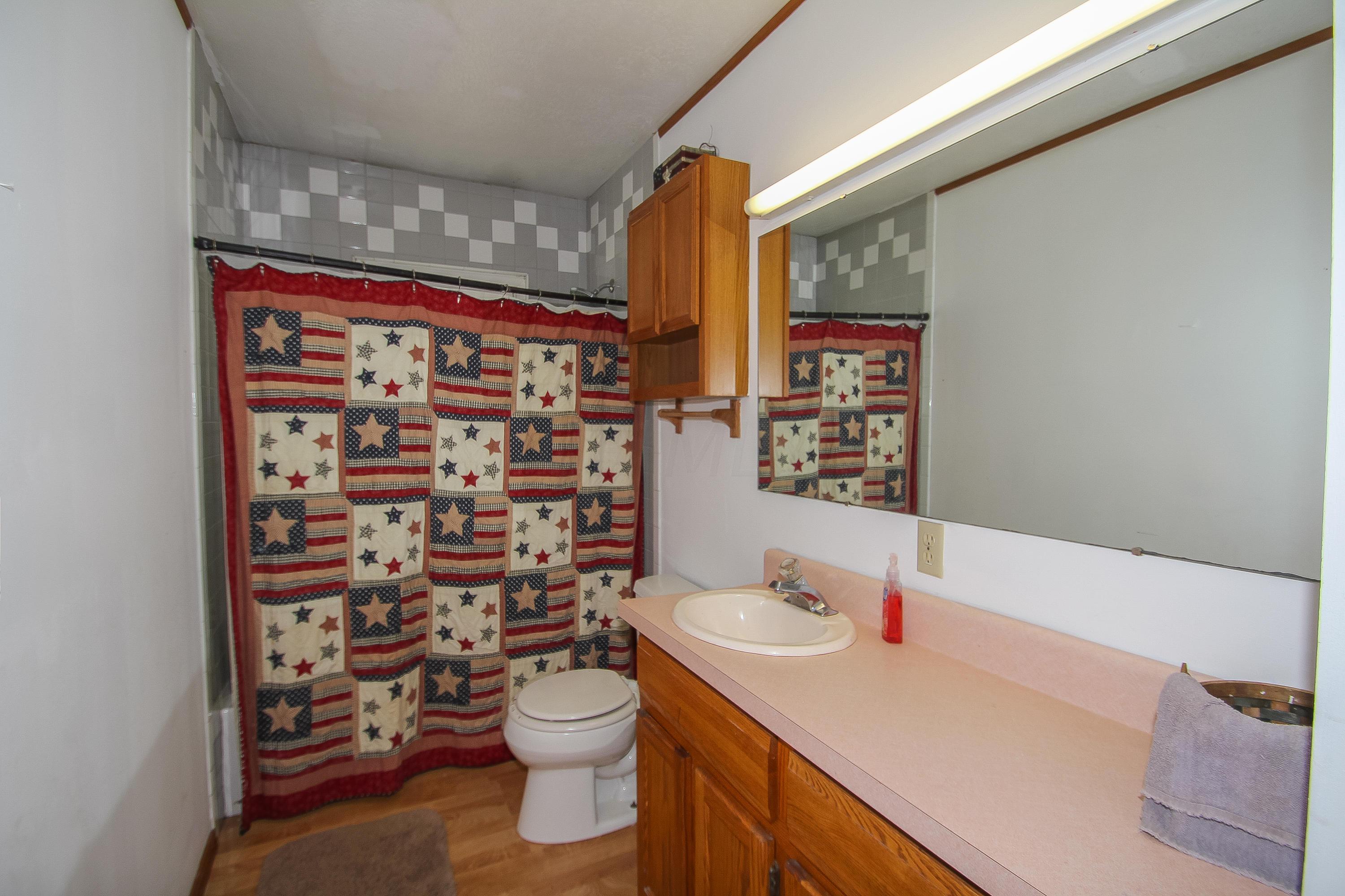 5219 Fairlane Road Columbus, OH 43207 - Photo 10 of 26 Gallery Image 10