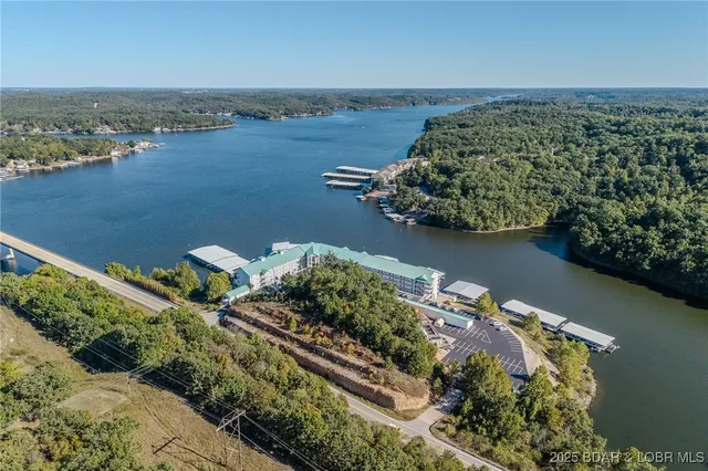 $425,000 | 186 Sunset Palms Drive, Unit 3K, Camdenton, MO 65020