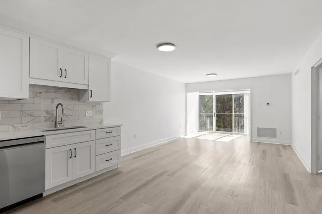 $250,000 | 1414 Continental Drive, Unit 305, Chattanooga, TN 37405