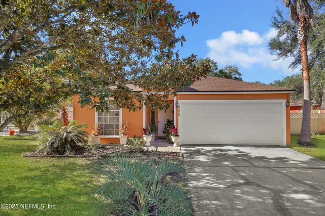 $315,000 | 8222 Lake Woodbourne Drive East, Jacksonville, FL 32217