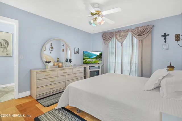 $315,000 | 8222 Lake Woodbourne Drive East, Jacksonville, FL 32217