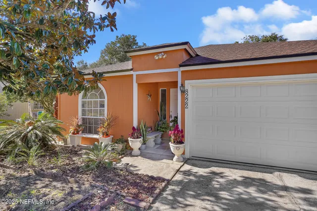 $315,000 | 8222 Lake Woodbourne Drive East, Jacksonville, FL 32217