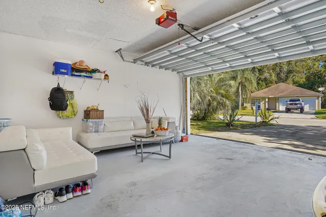 $315,000 | 8222 Lake Woodbourne Drive East, Jacksonville, FL 32217