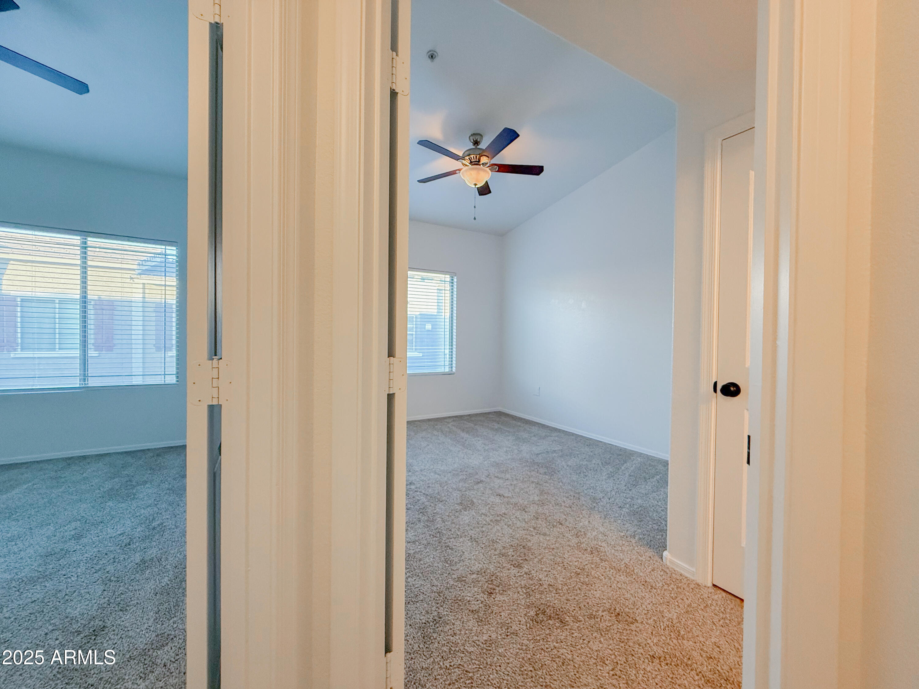 2150 West Alameda Road, Unit 1390 Phoenix, AZ 85085 - Photo 16 of 28 an empty room that has a window