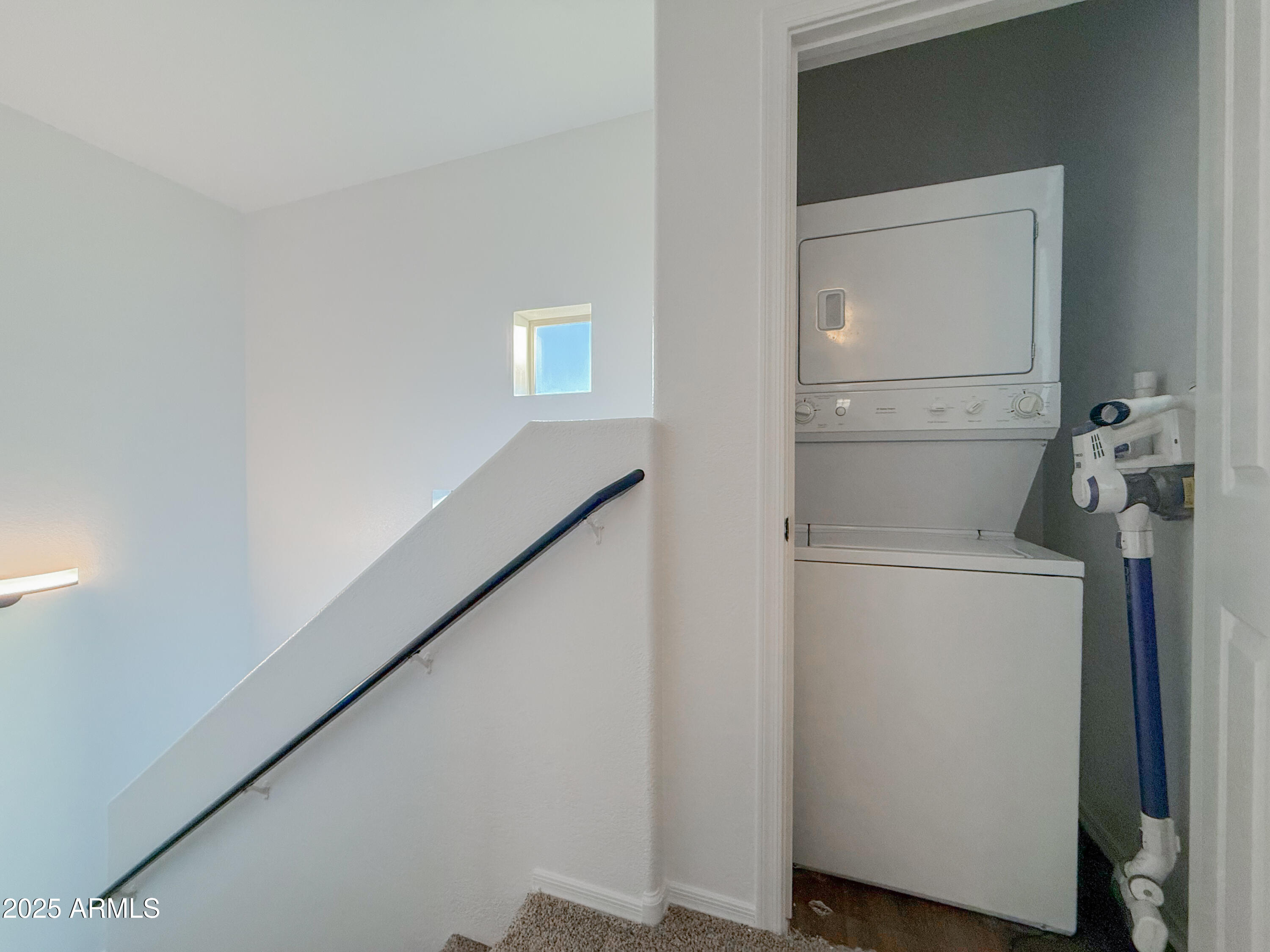 2150 West Alameda Road, Unit 1390 Phoenix, AZ 85085 - Photo 22 of 28 a utility room with dryer and washer