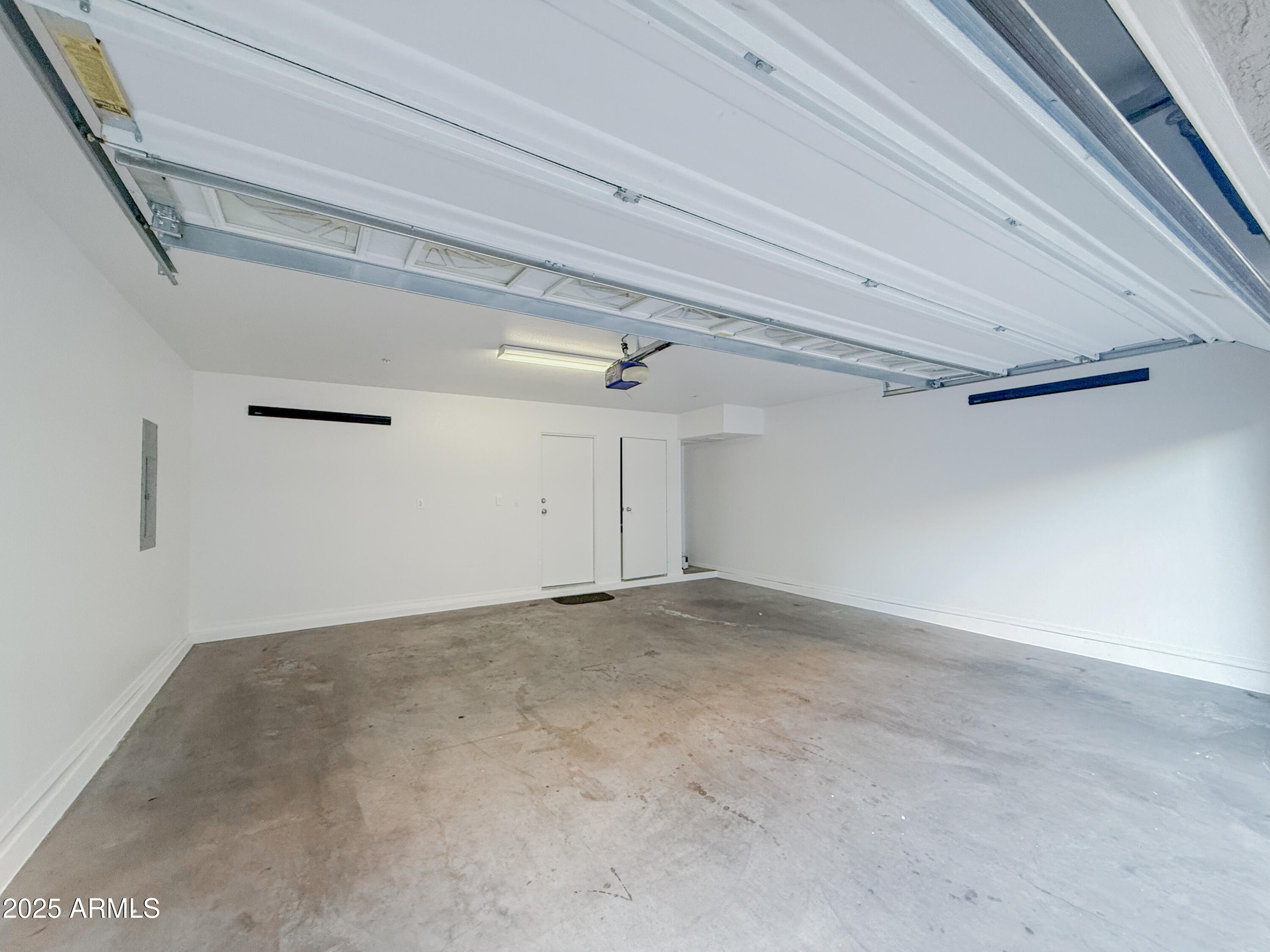 2150 West Alameda Road, Unit 1390 Phoenix, AZ 85085 - Photo 26 of 28 a view of an empty room