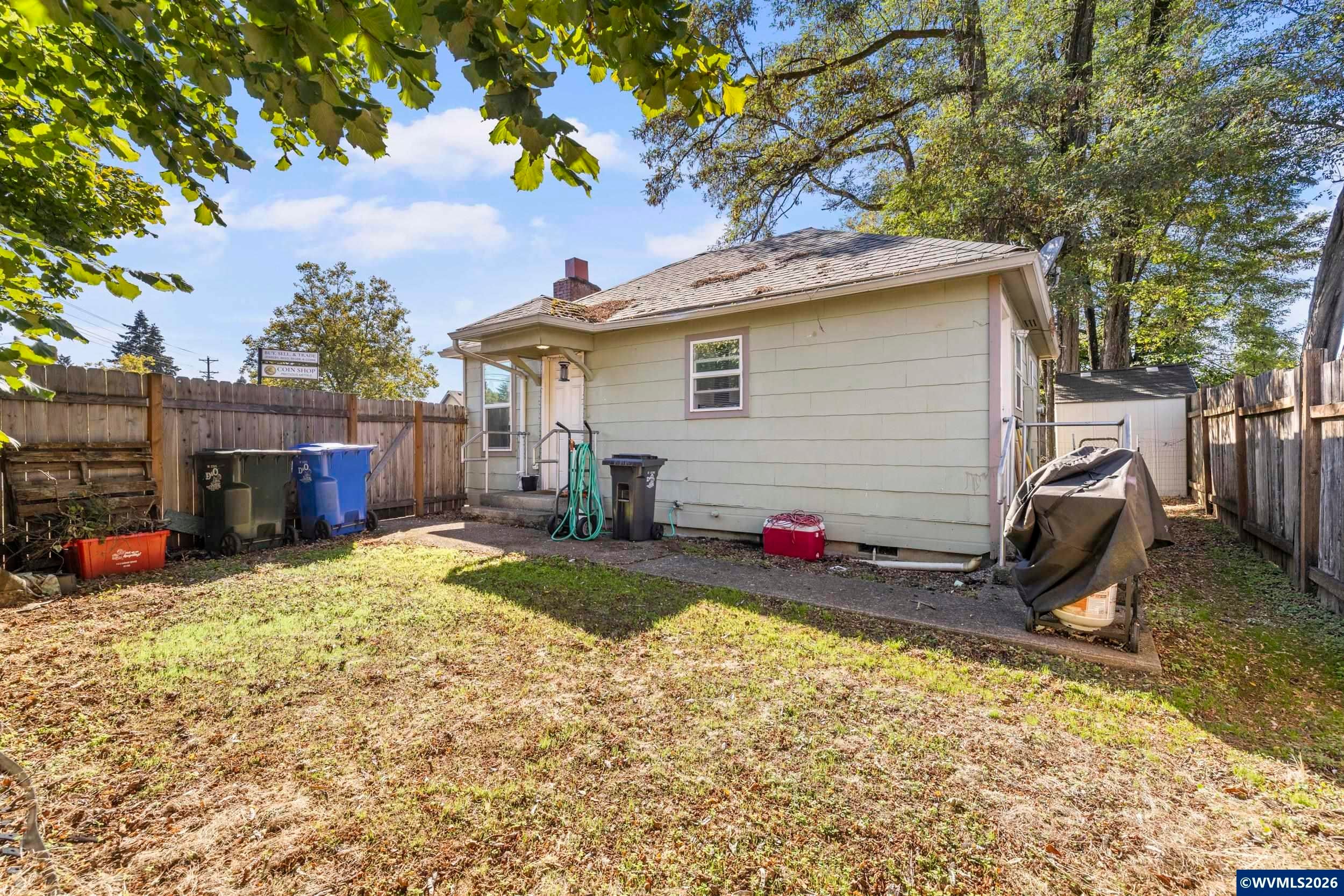 4051 Liberty Road South Salem, OR 97302 - Photo 2 of 12 Gallery Image 2