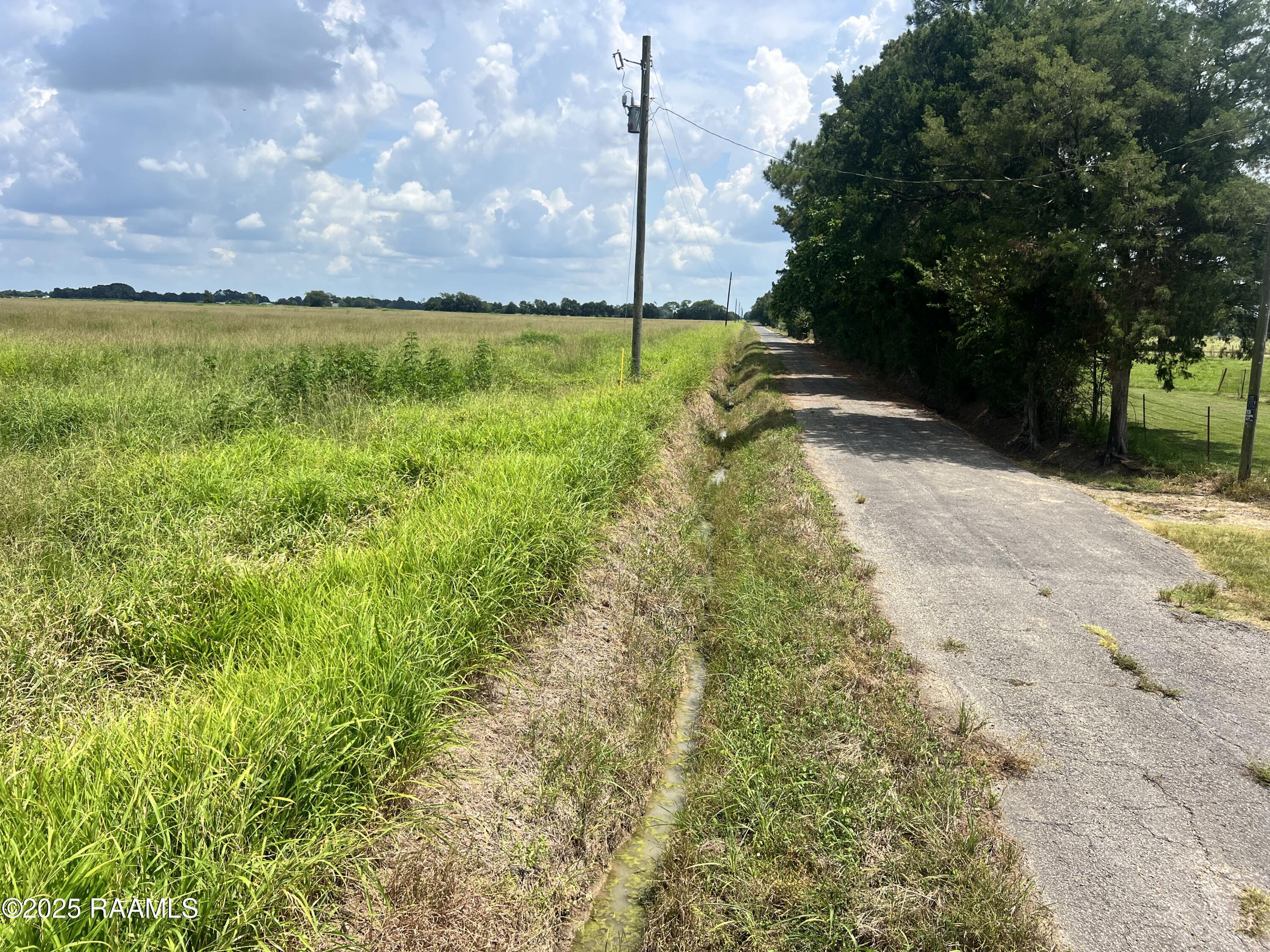 400-blk Andrew Drive, Unit 4 Church Point, LA 70525 - Photo 4 of 7 IMG_5132